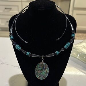 Elegant Abalone Pendant Necklace